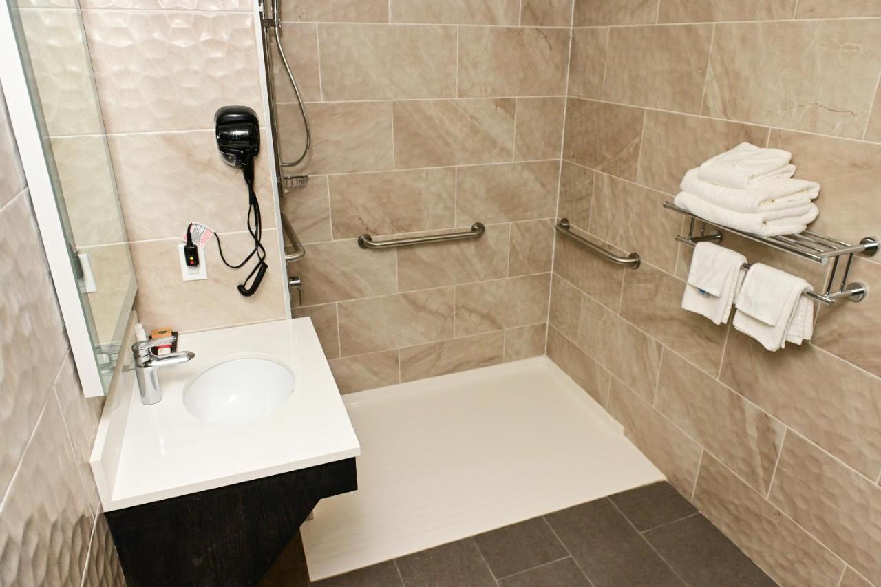 Days Inn By Wyndham Bronx Nyc Nova Iorque Exterior foto